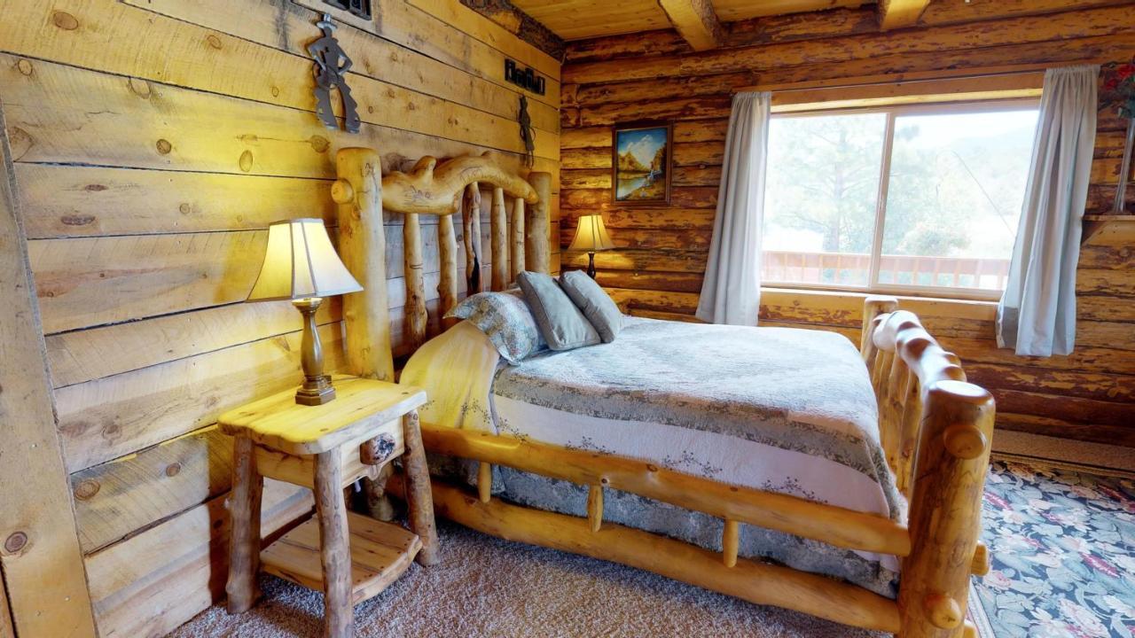 Canyon View Family Cabin, Deck, Tv Room, Games, Bbq, Campfire Monticello Exterior photo