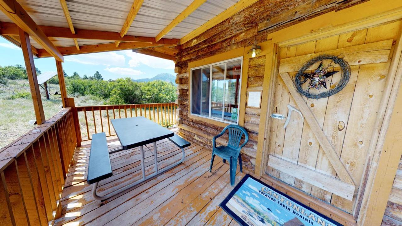 Canyon View Family Cabin, Deck, Tv Room, Games, Bbq, Campfire Monticello Exterior photo